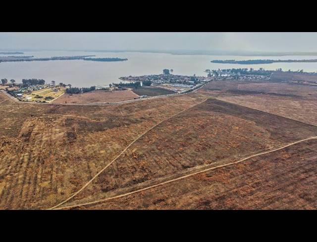 LAND FOR SALE IN VAAL MARINA